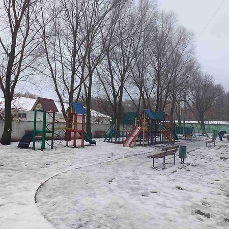 Однокомнатная Квартира С Дизайнерским Ремонтом Khmelʼnytsʼkyy Kültér fotó